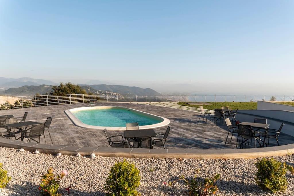 Appartamento Emma Con Piscina - Vista Mare"Tenuta Croce" Salerno Exterior foto