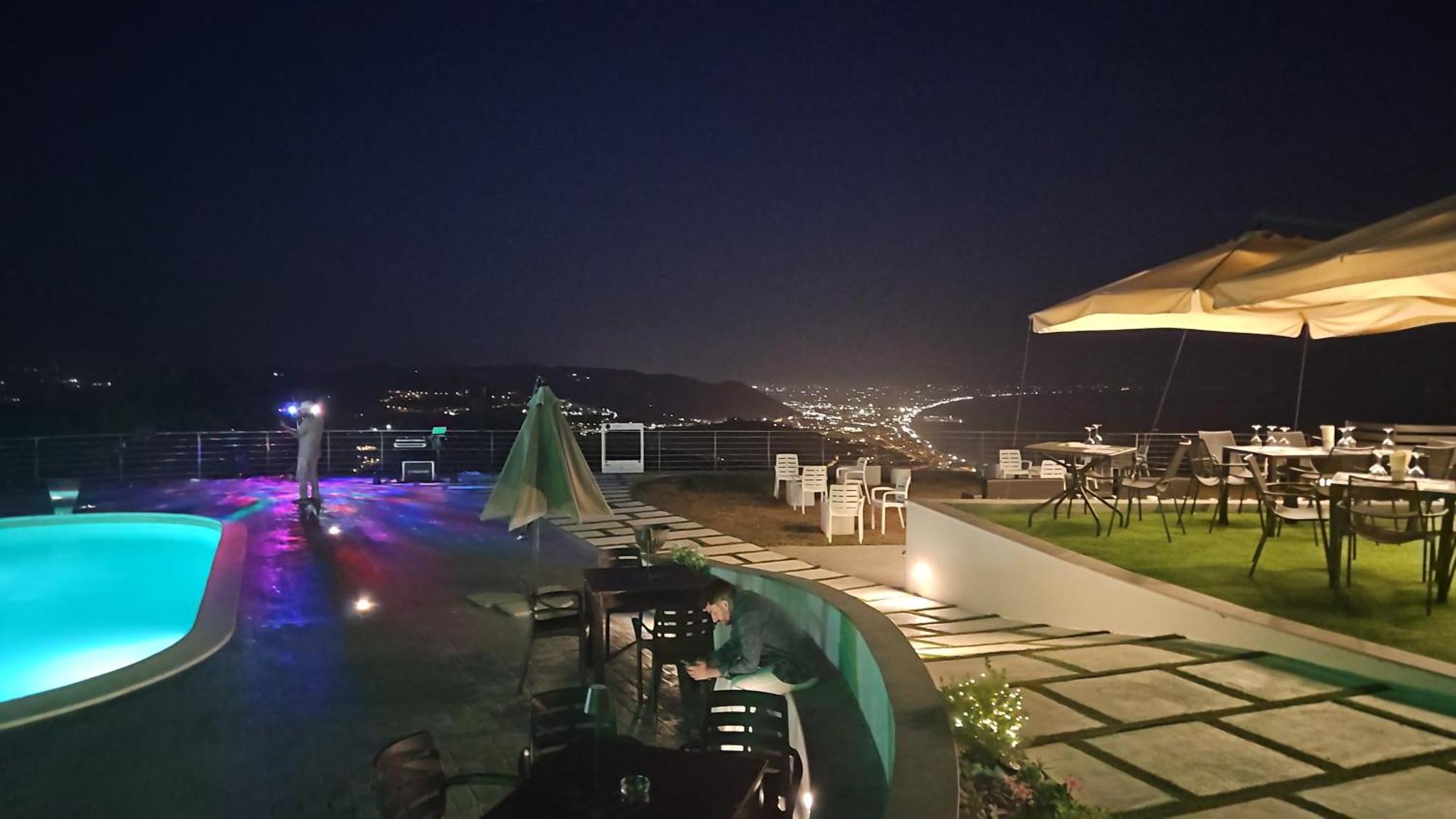 Appartamento Emma Con Piscina - Vista Mare"Tenuta Croce" Salerno Exterior foto
